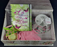 Load image into Gallery viewer, GIFT BOX SET Ladies Pamper Self-Care Gift Set